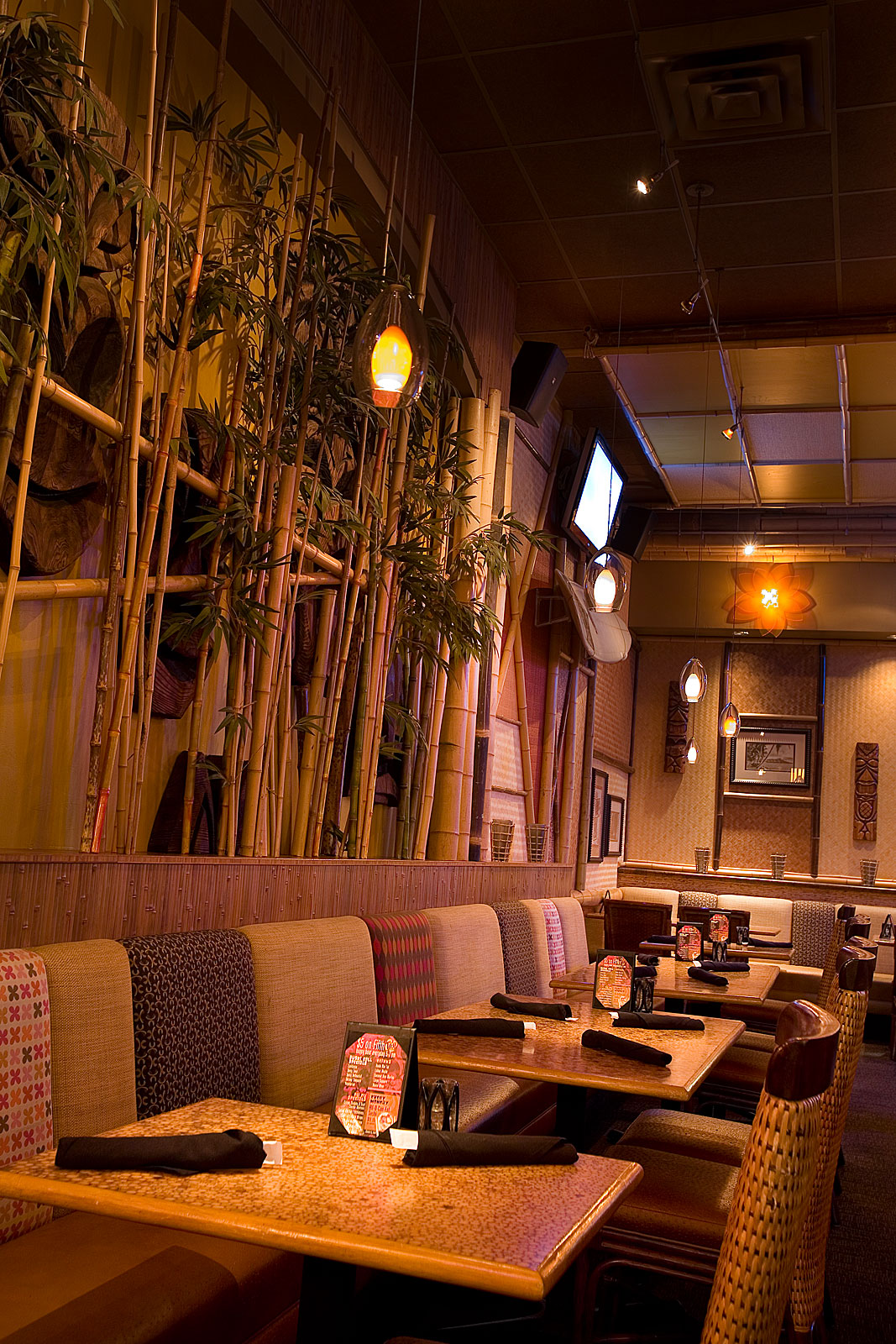 Mister Tiki Mai Tai Lounge Restaurant Info and Reservations