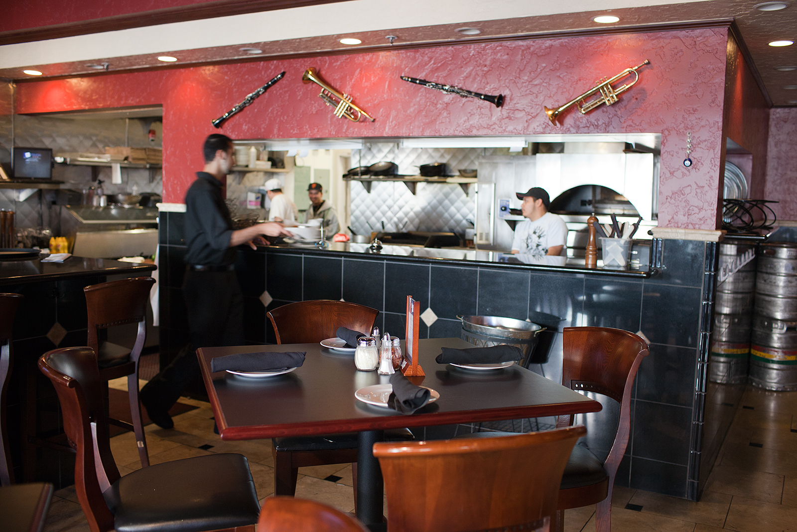 Bruno s Pizzeria Cucina Restaurant Info And Reservations