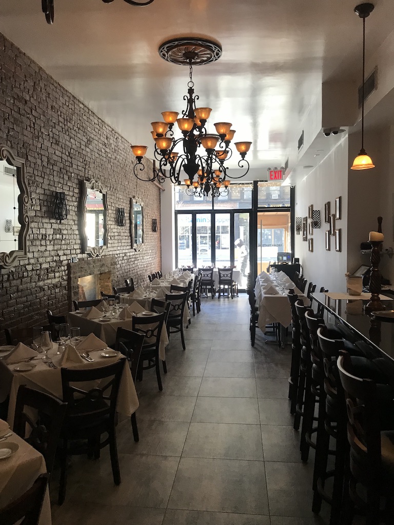 Aroma Trattoria Restaurant Info and Reservations