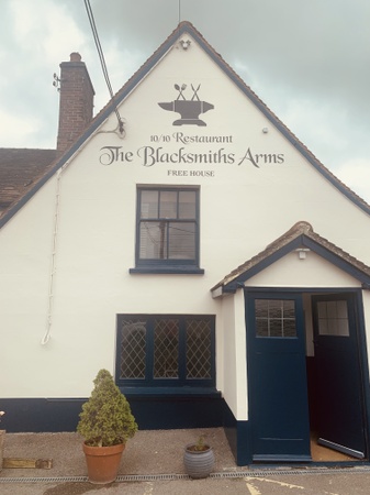 1010 Restaurant @ The Blacksmiths Arms - Front