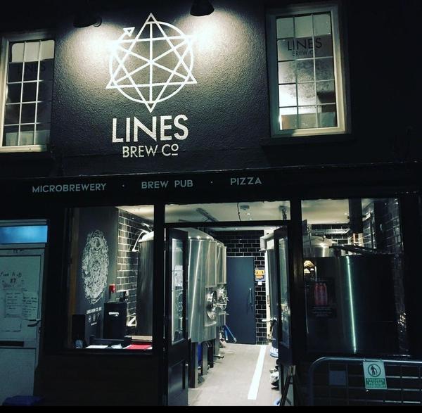 Lines Taproom - Lines Outside