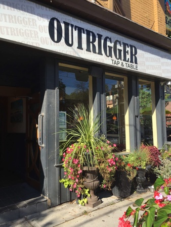 The Outrigger - Restaurant