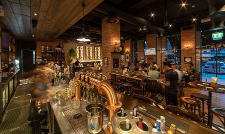 The Londoner Brew Pub - Inside The Londoner 